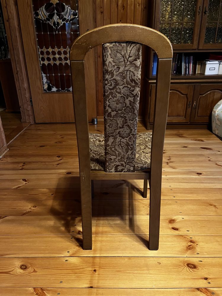 6 sztuk krzeseł drewnianych brązowych tapicerowanych