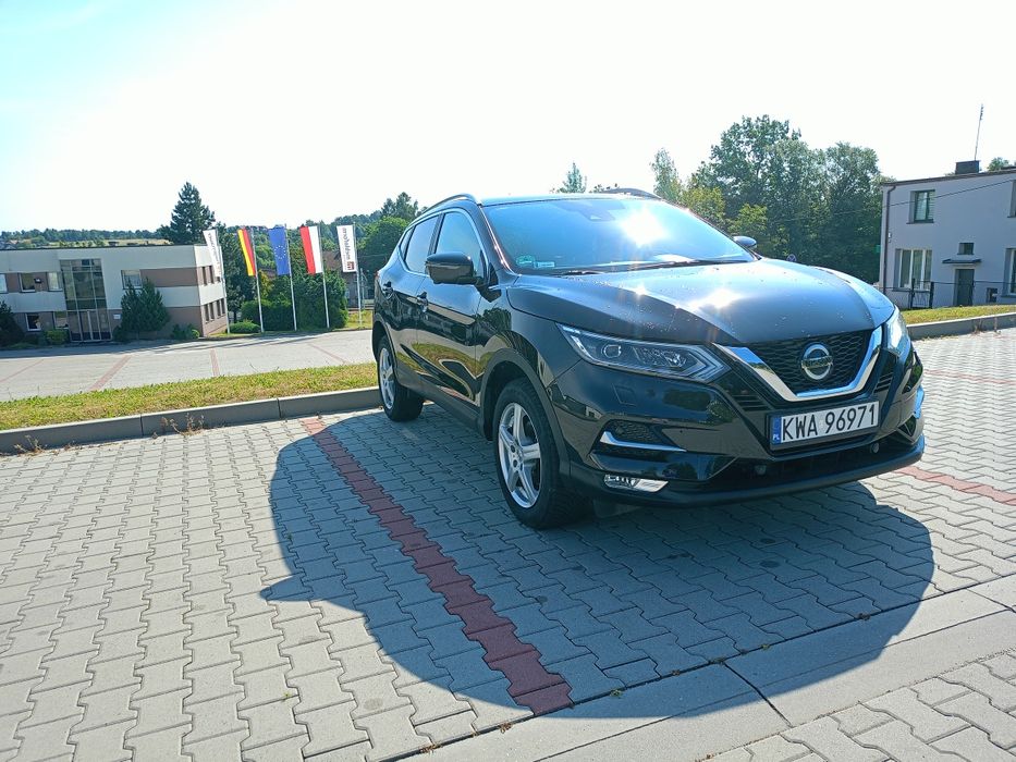 Nissan Qashqai 1,6 ,Panorama, Kamery 360, ful LED, przebieg 62 tys