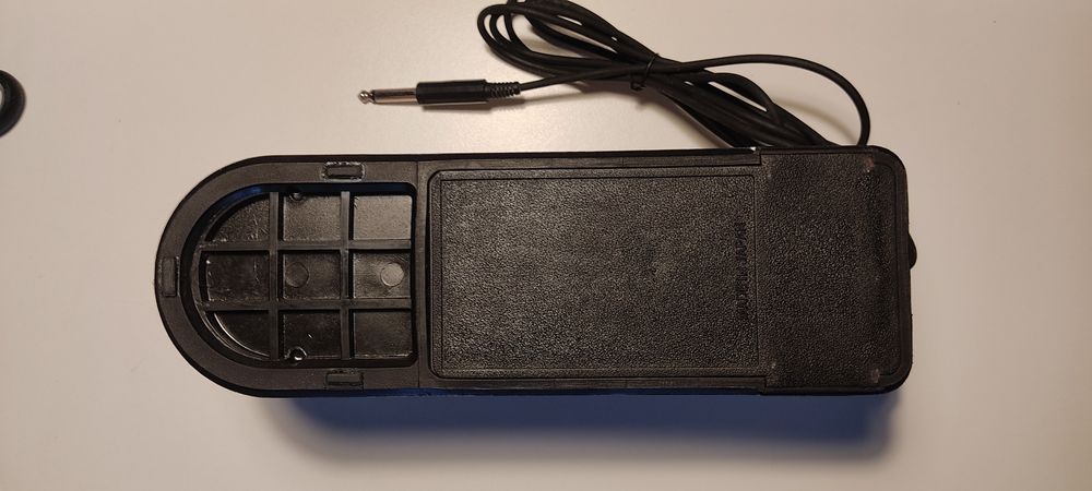 Pedal Yamaha Sustain FC-4 novo