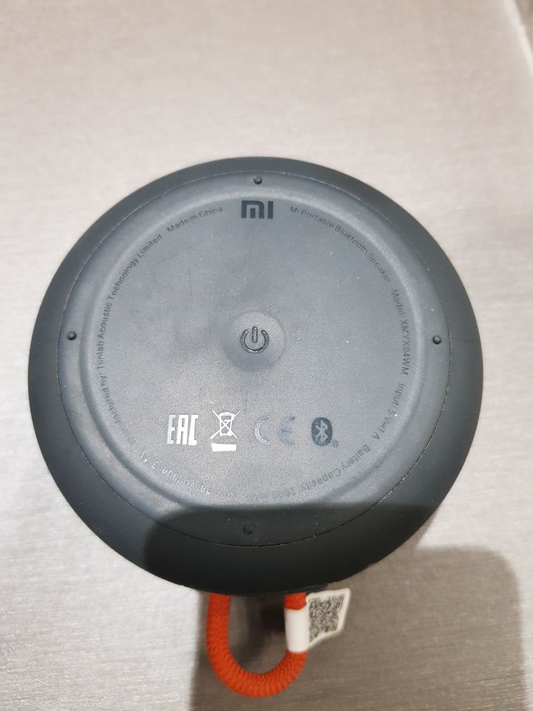 Колонка Акустика Xiaomi Mi Portable Bluetooth Speaker