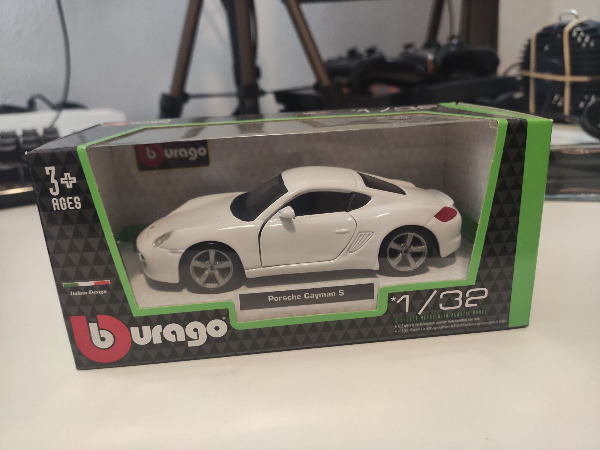 Porsche Cayman S 1/32 Burago