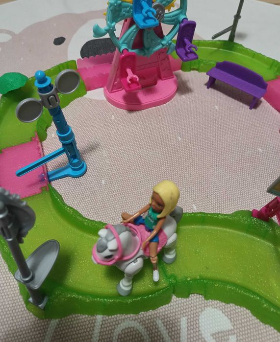 Barbie zestaw Wesołe Miasteczko chodzący koń