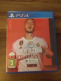 Gra FIFA 20 na PS4