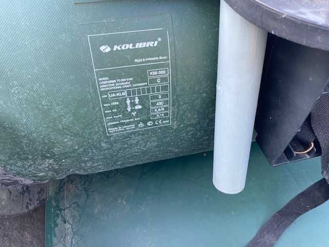 Ponton Kolibri z twardą podłogą, silnikiem i echosondą