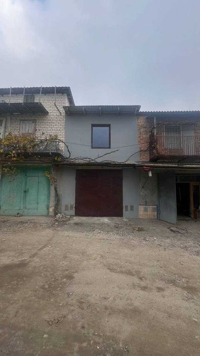 Продам гараж 2 поверха + підвал р-н Східний