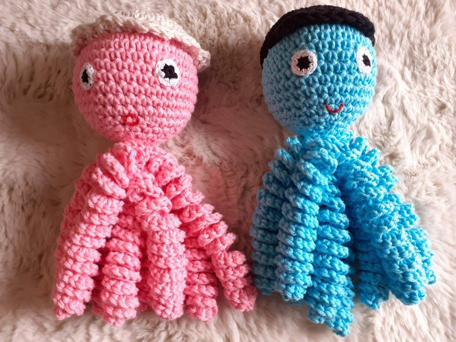 Polvinhos feitos a mão para menino e menina