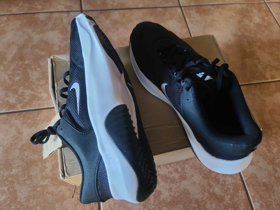 Кросівки чоловічі Nike р. 44-44,5 чорні довж устілки 28,5 см Індонезія