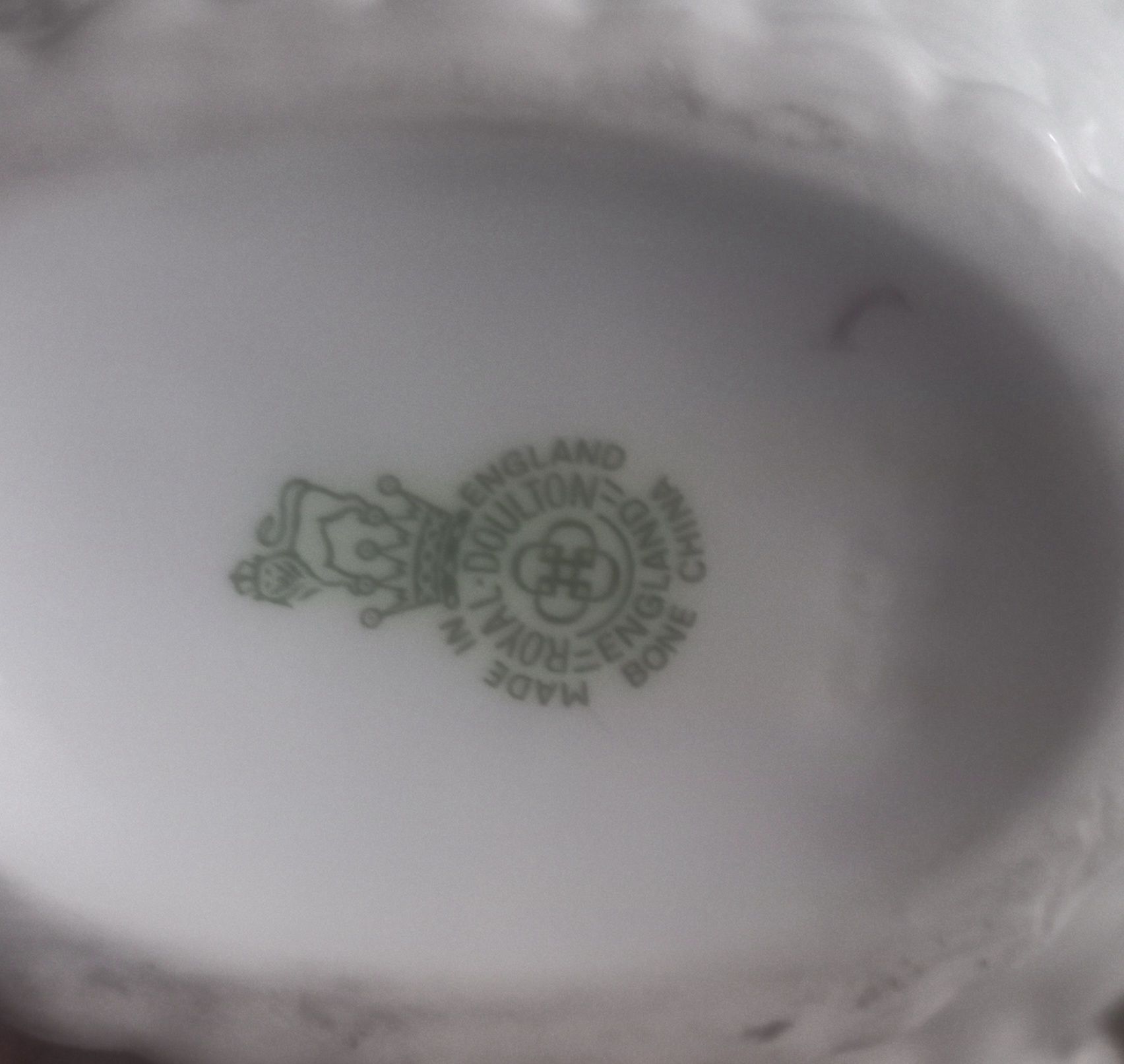 Корзина квітів Royal Doulton 21×18 см