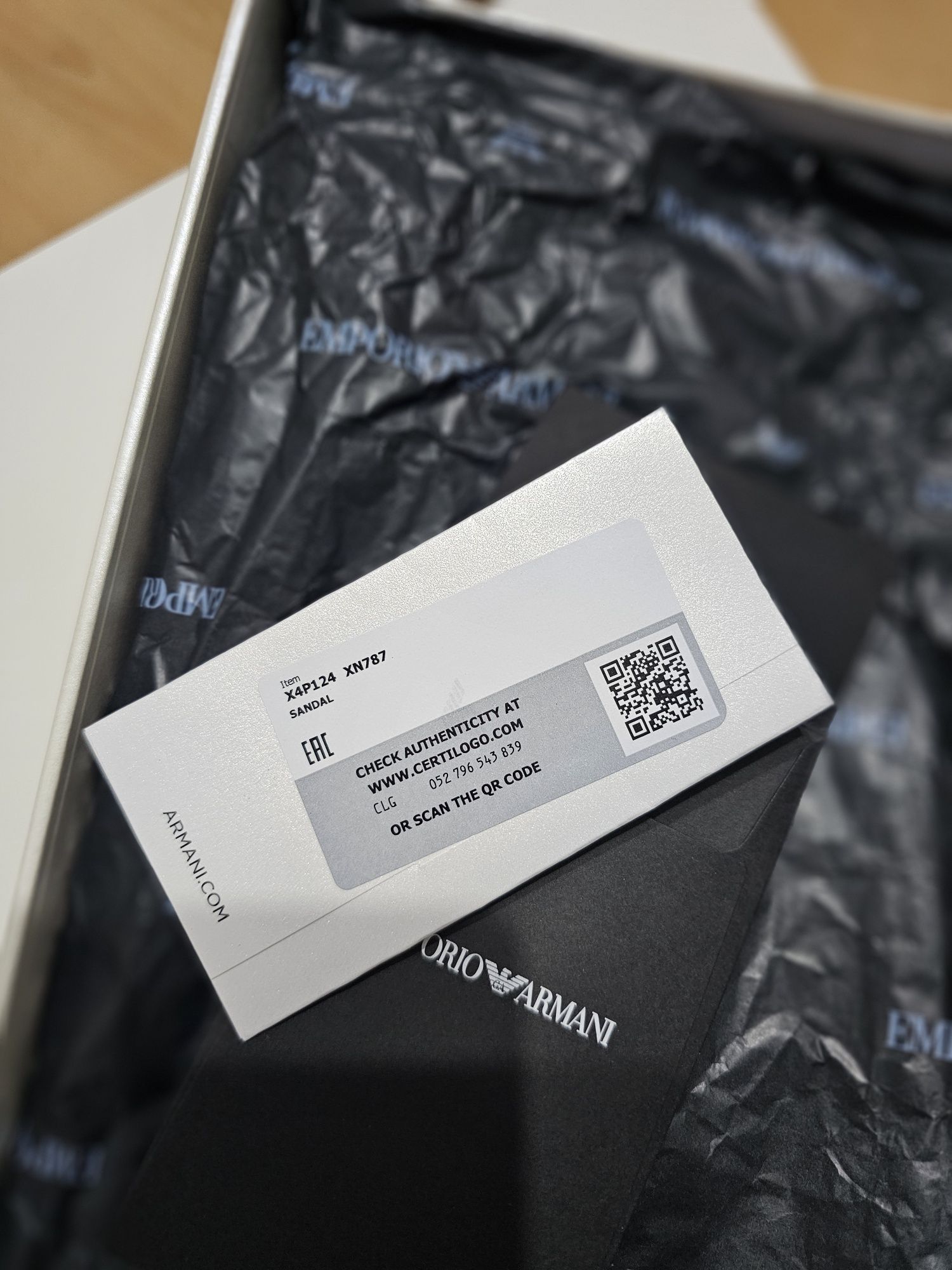 Klapki Emporio Armani r44, jak NOWE