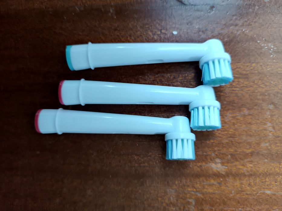 Насадки на зубну щітку oral b