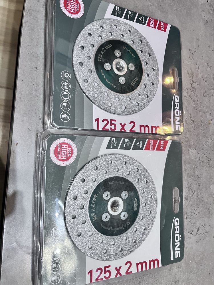 Tarcza Gröne 125