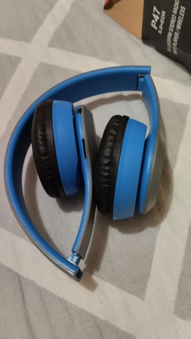 Бездротові навушники