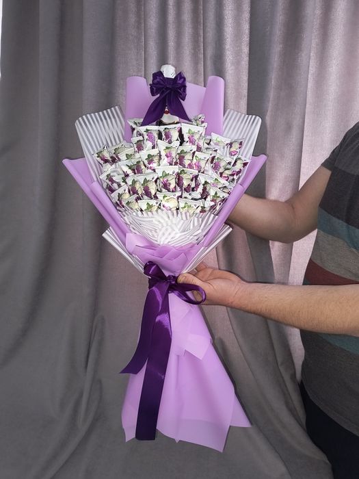 Подарунок Букет з цукерок, пива, ковбасок, шкарпеток...