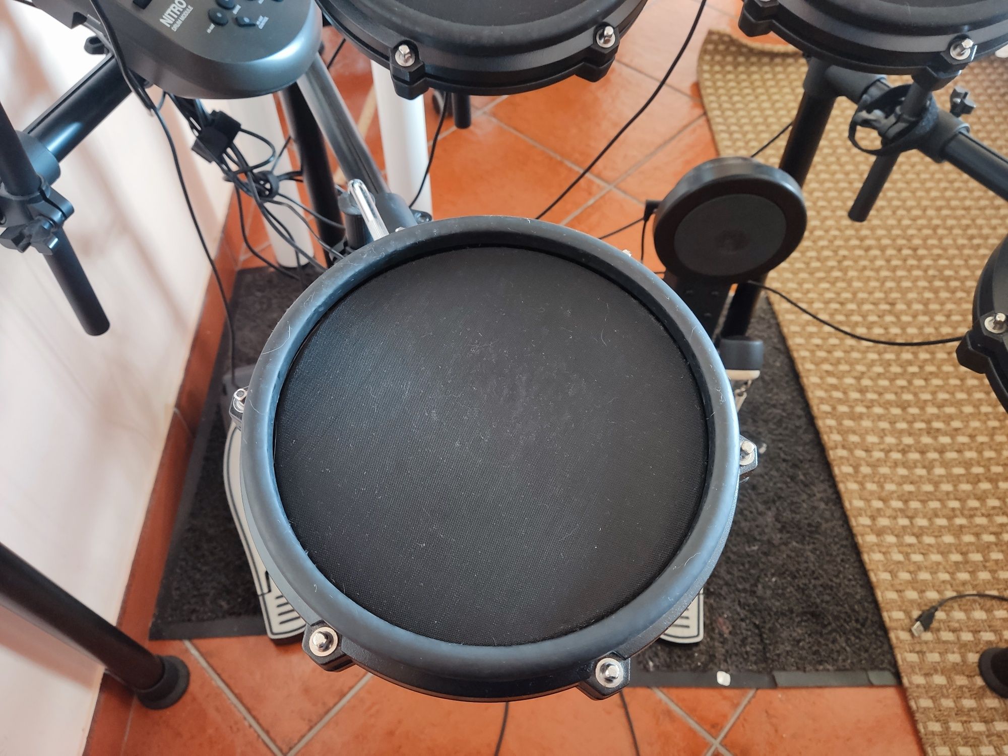 Bateria Elétrica Alesis Nitro Mesh Kit