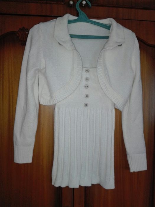 Вязанний сарафан з накидкою