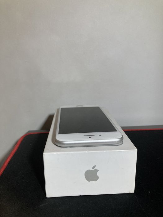 IPhone 6s srebrny