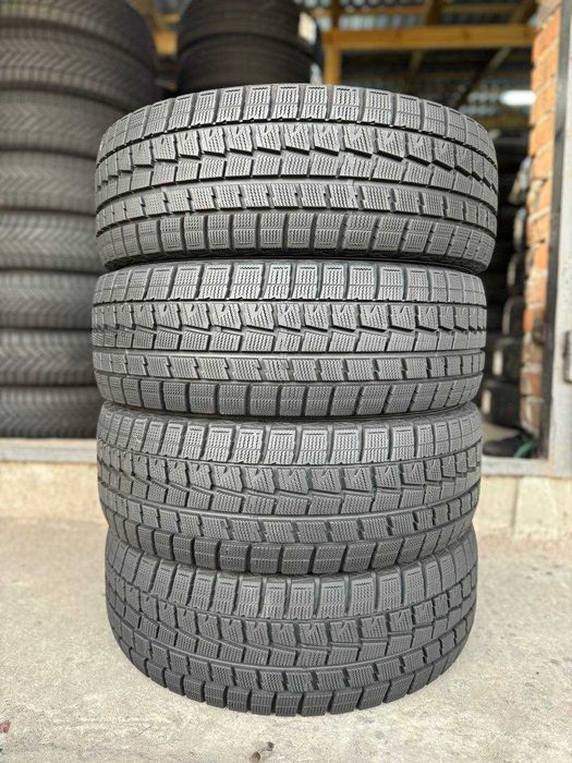 Арктичні шини зима 215/60 r16 Dunlop Winter Maxx WM01