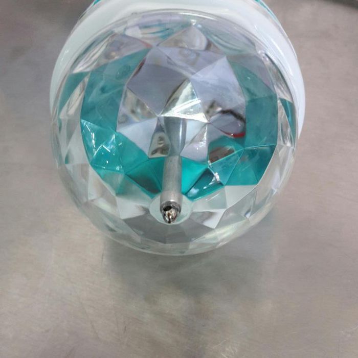 Lâmpada led rotativa cores