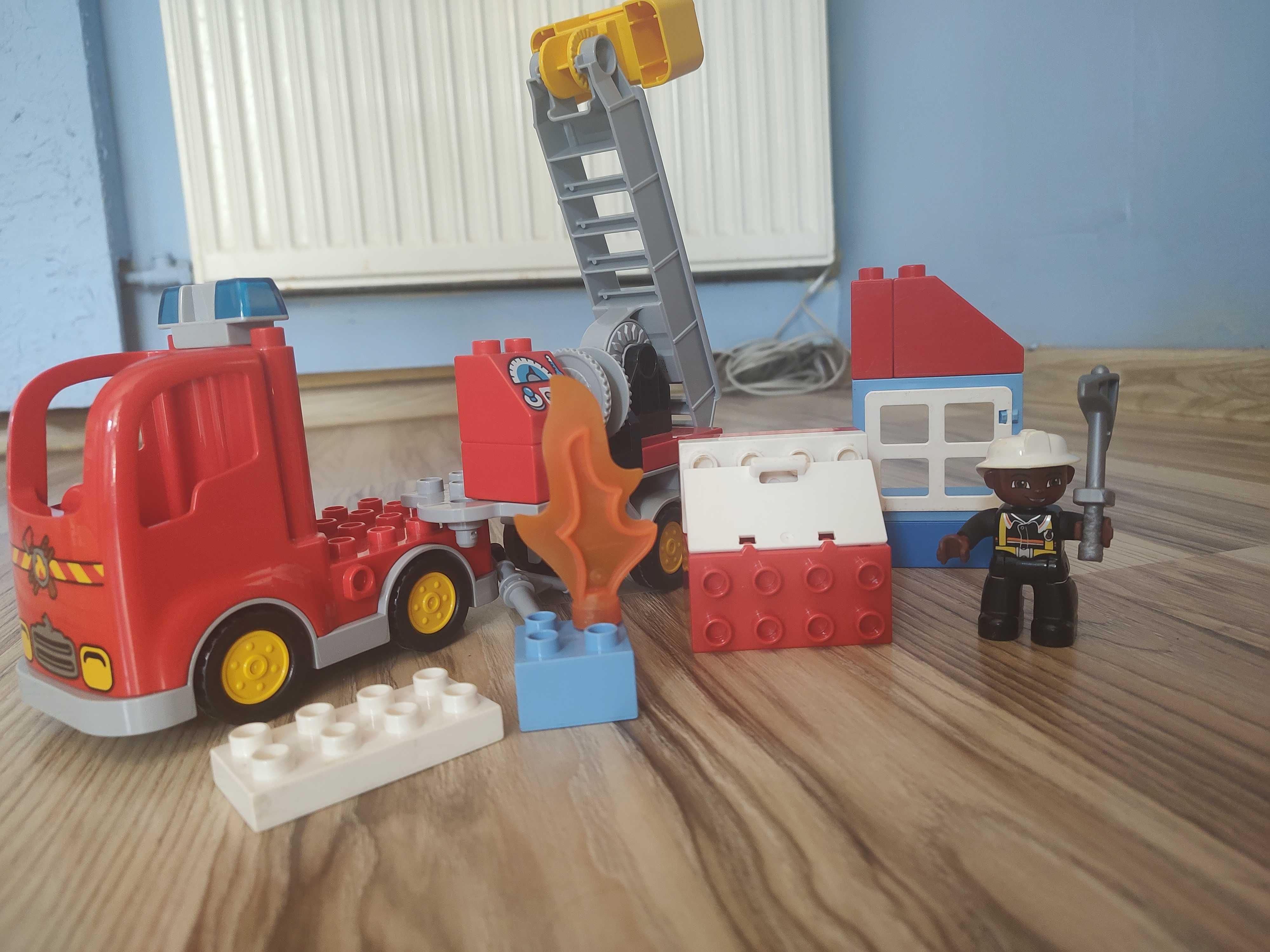 Klocki LEGO Duplo Wóz Strażacki 10592