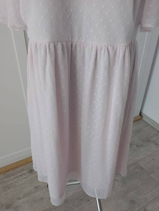 Elegancka sukienka wizytowa 46