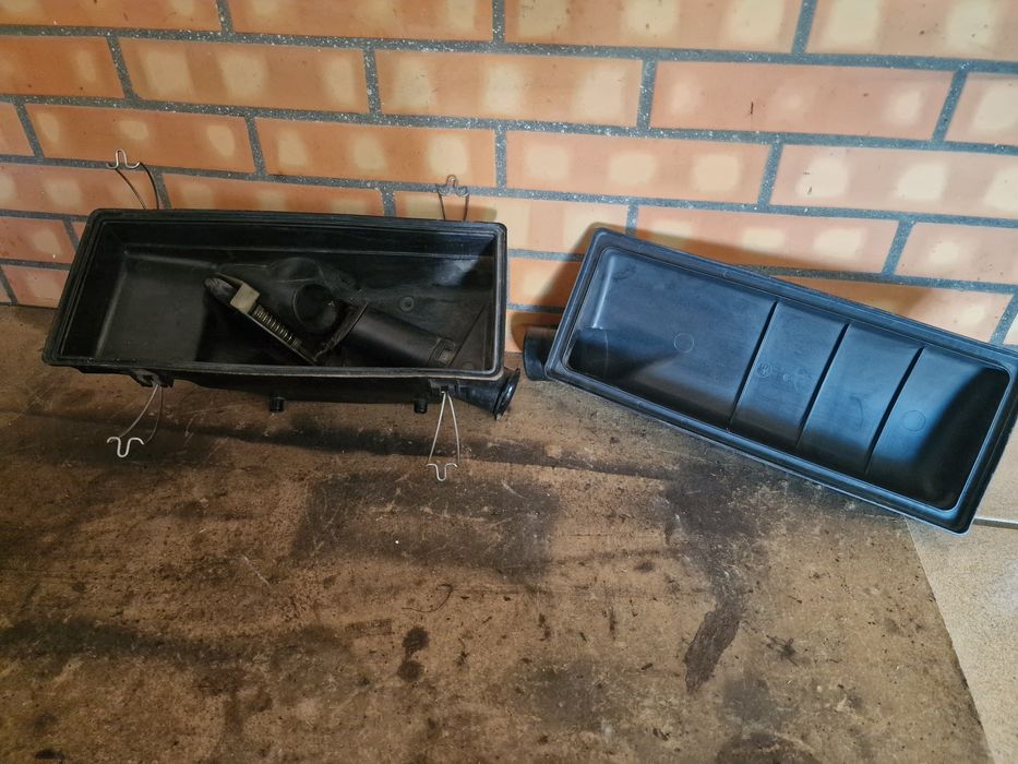 Caixa de filtro de ar VW Golf mk1
