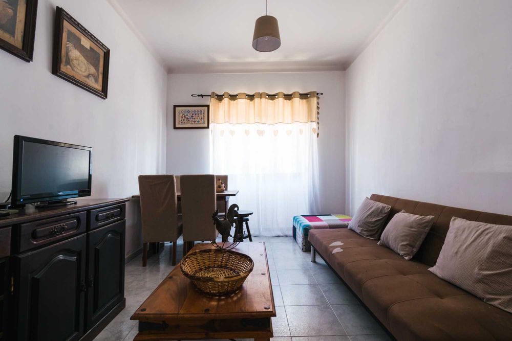 Quartos para arrendamento mensal na Portela de Sintra