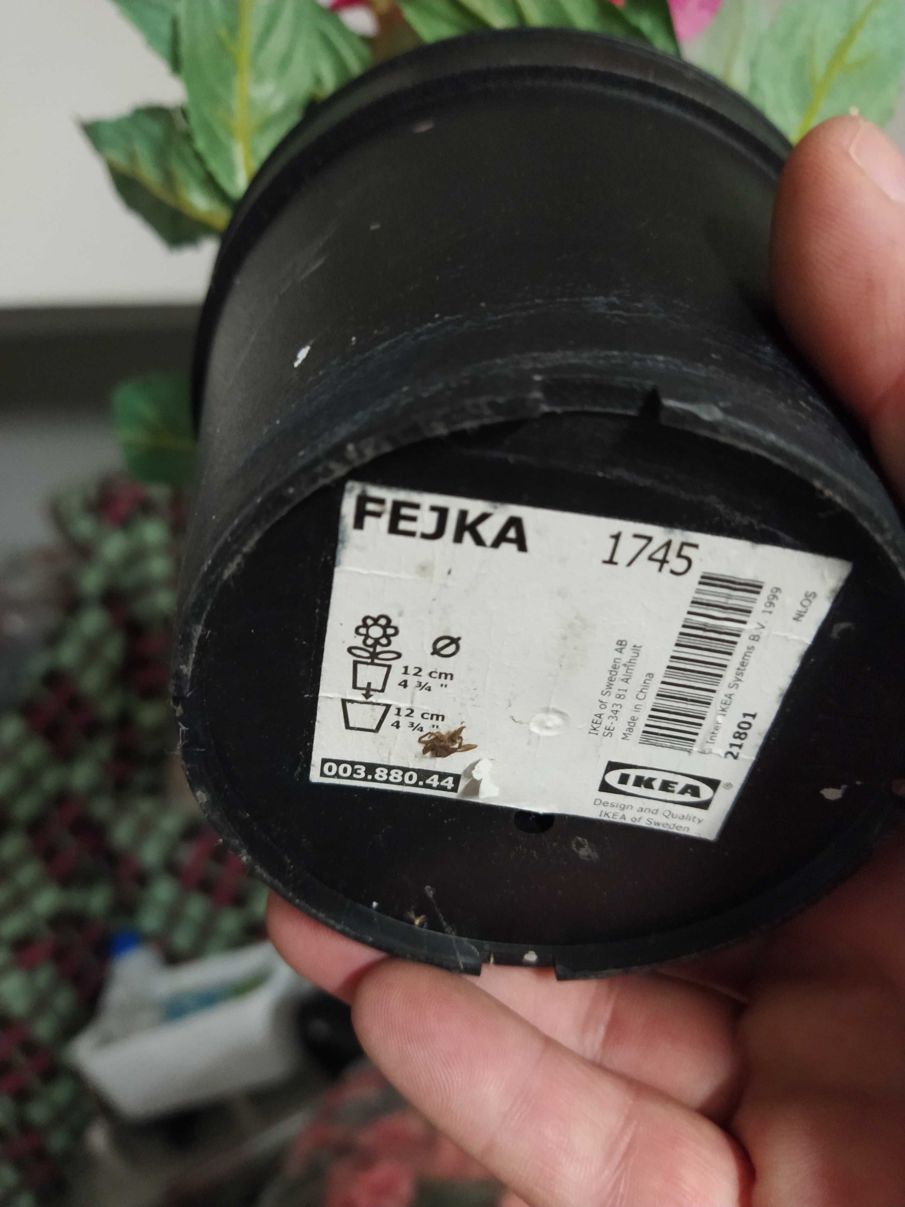 Plantas artificiais e respetivo vaso decorativo de pendurar ikea