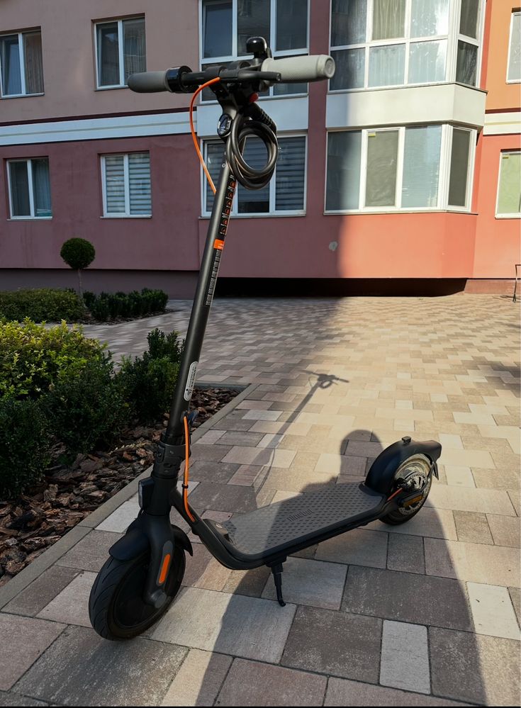 Електросамокат Segway Ninebot Electric F30D