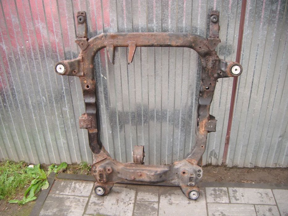 saab 93 1.9 cdti 06r kołyska- sanki przód