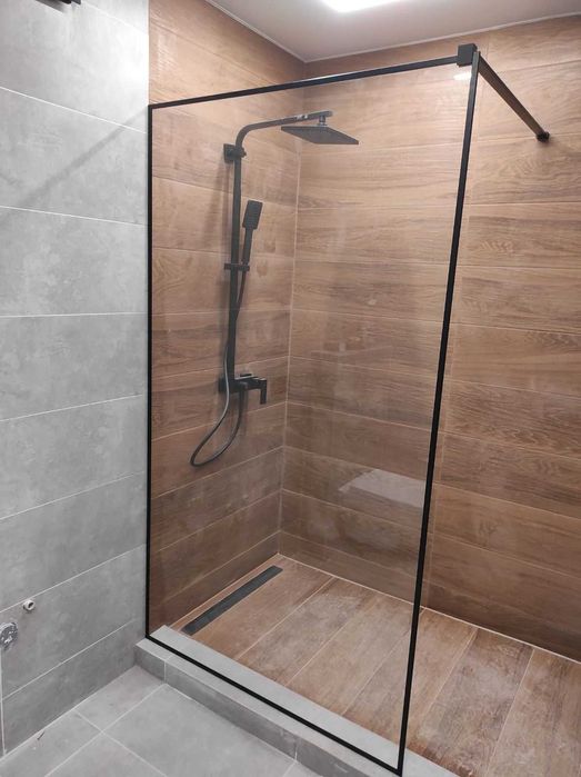 Душові кабіни під замовлення