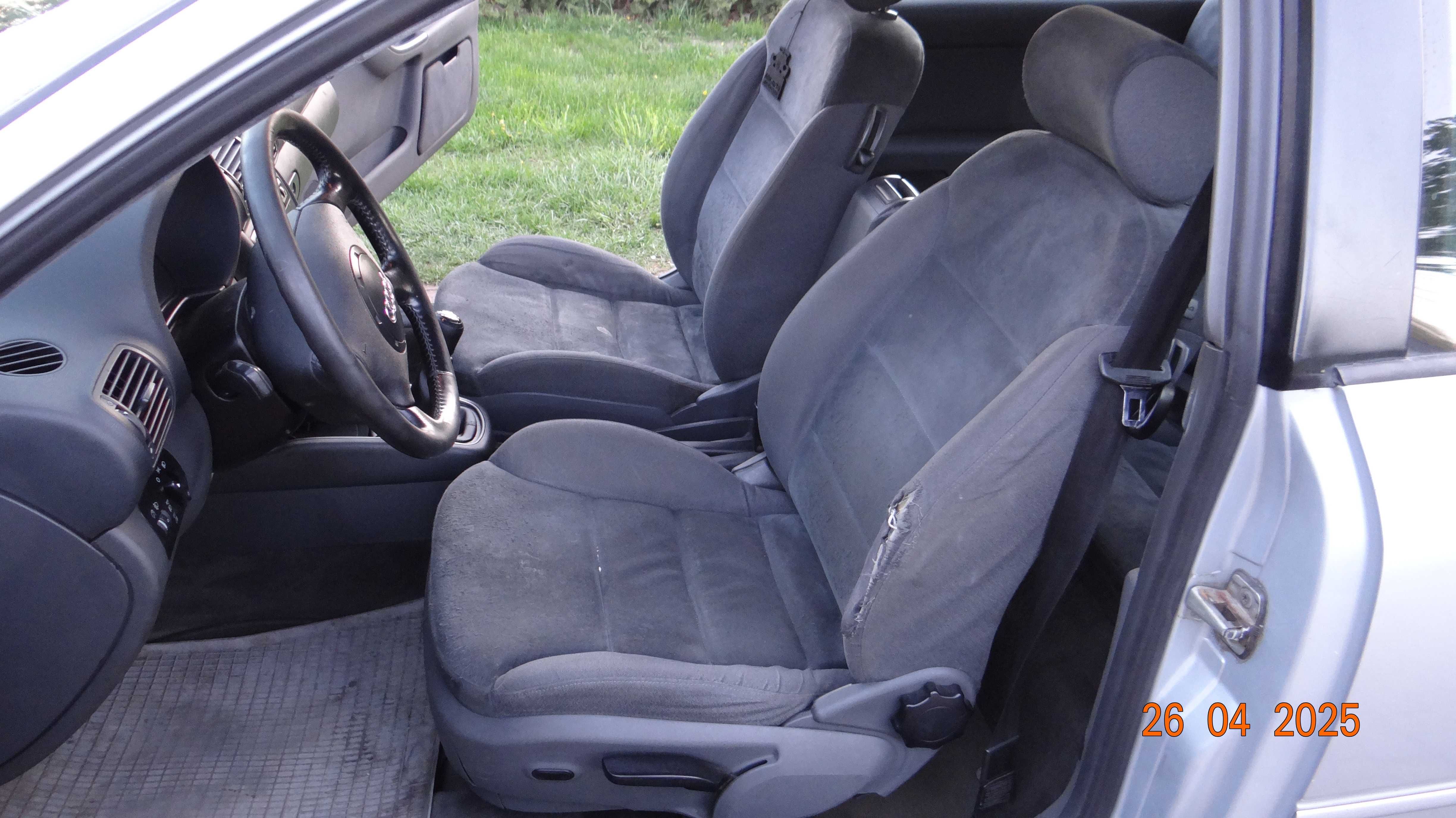 Audi A3  1,6  z gazem po wymianie rozrządu, oleju i płynów .
