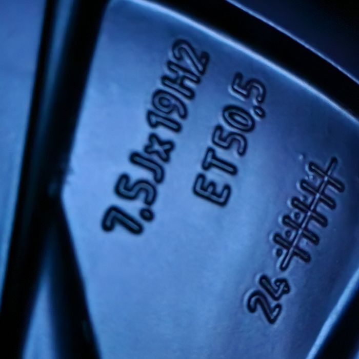 Felga 19cali 5x108 7.5j et50.5 oryginal Volvo xc40 xc60