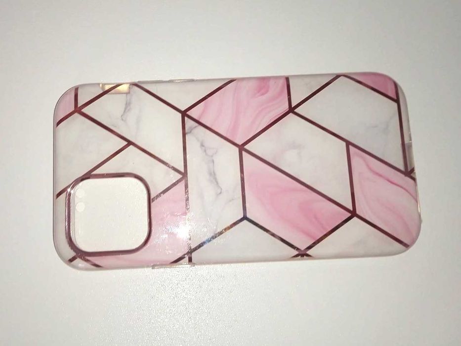 Etui do telefonu iphone 11 pro. Spacecase Marble 360