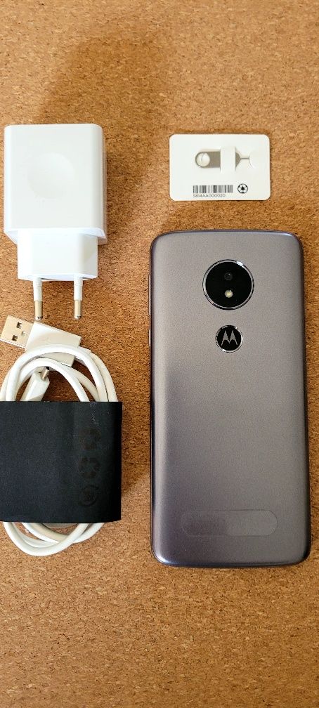 Motorola XT1944-2 jak nowy