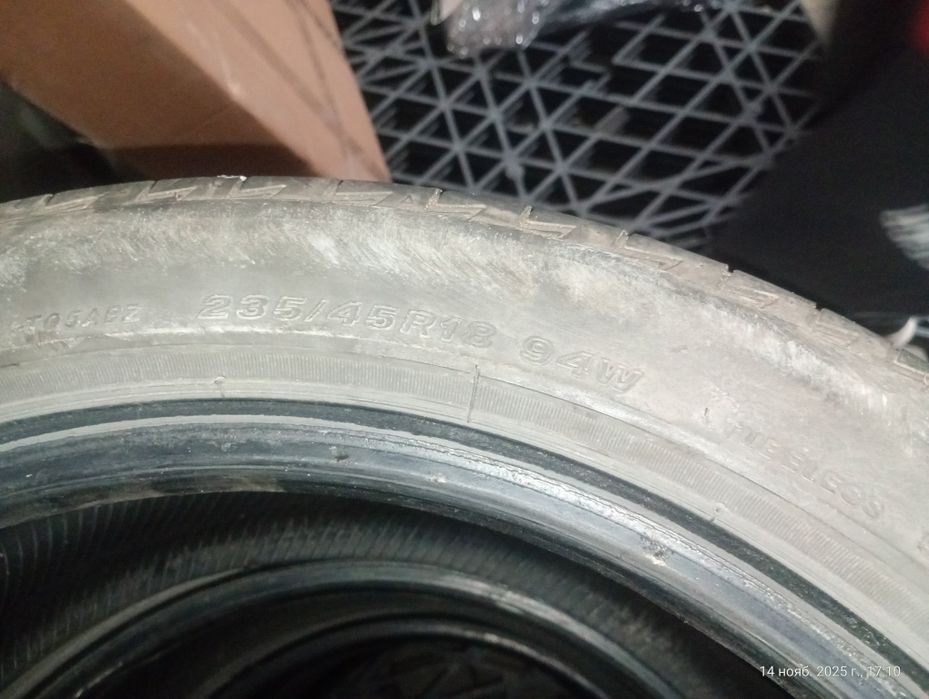 Резина 235/45R18