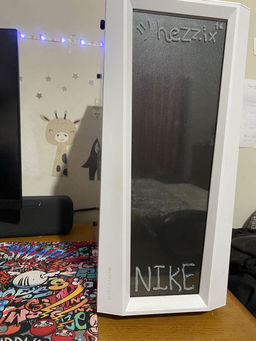 Vendo pc gaming com periféricos