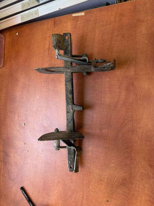 Wspornik mocowanie podestów przód Simson SR50 org DDR wysyłka