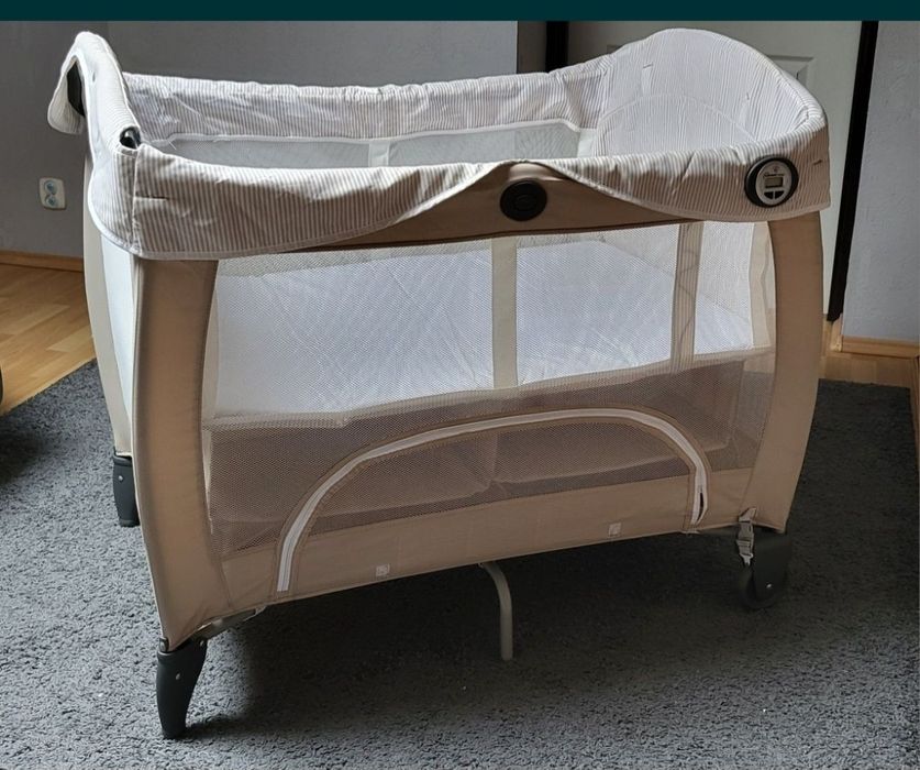 Łóżeczko turystyczne