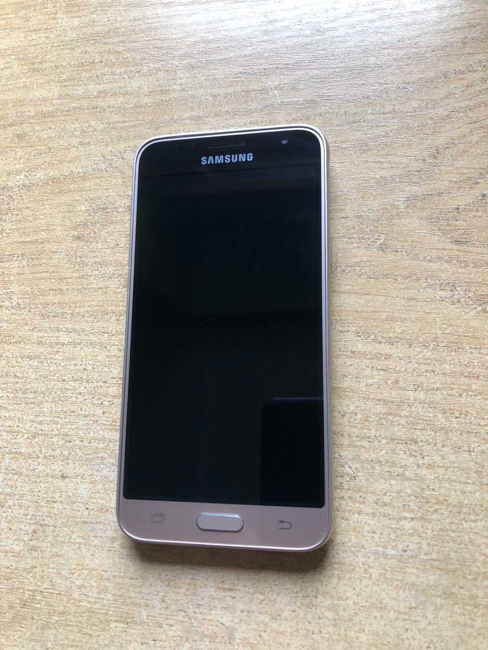Samsung Galaxy J3 SM-J320FN