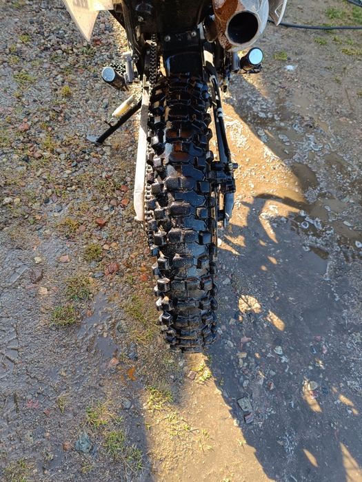Cross Asix 250 defender