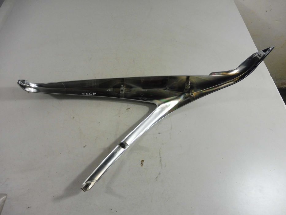 Piaggio X10 125 / 350 / 500 nowa lewa osłona listwa chrom 12r. A579