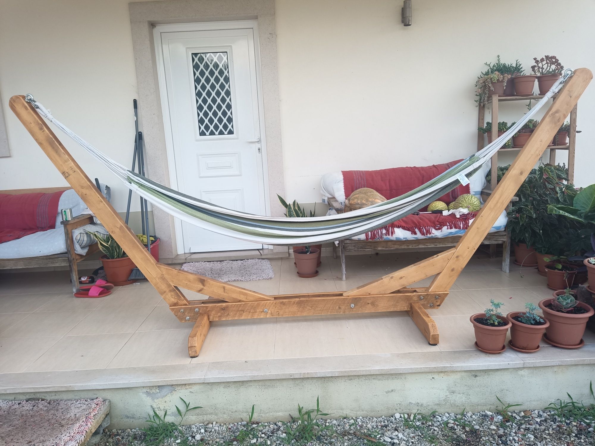 Suporte para cama de rede