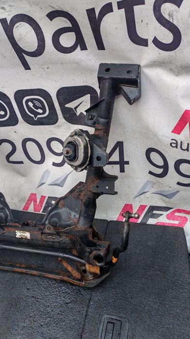 Передній підрамник BMW x3 e83