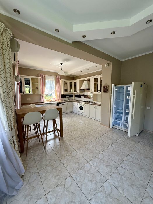 Продаж будинку Чайки/302м2/газ/цоколь/сауна/Борщагівка/5 км від Києва