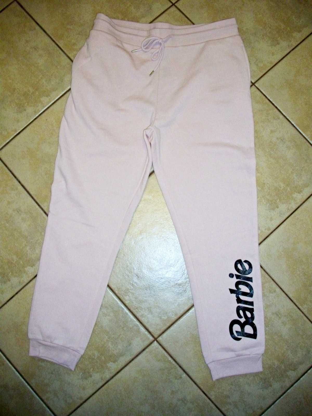 Primark Barbie Love to Lounge spodnie dresowe UK14/16; EUR42/44