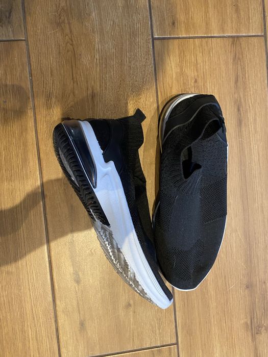 Damskie czarne adidasy nr 41