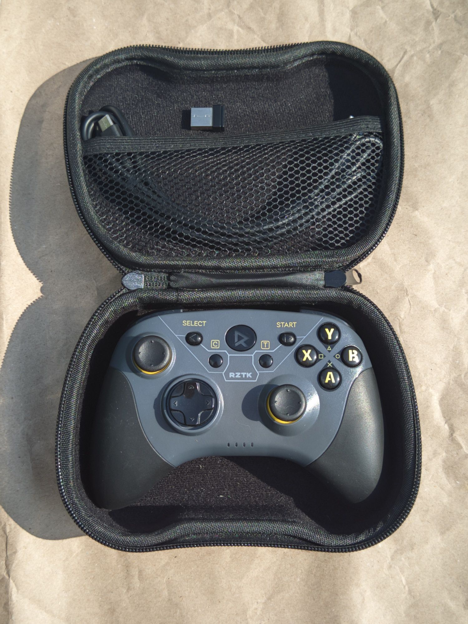 Бездротовий геймпад RZTK GamePad BT5.0 Grey + кейс
