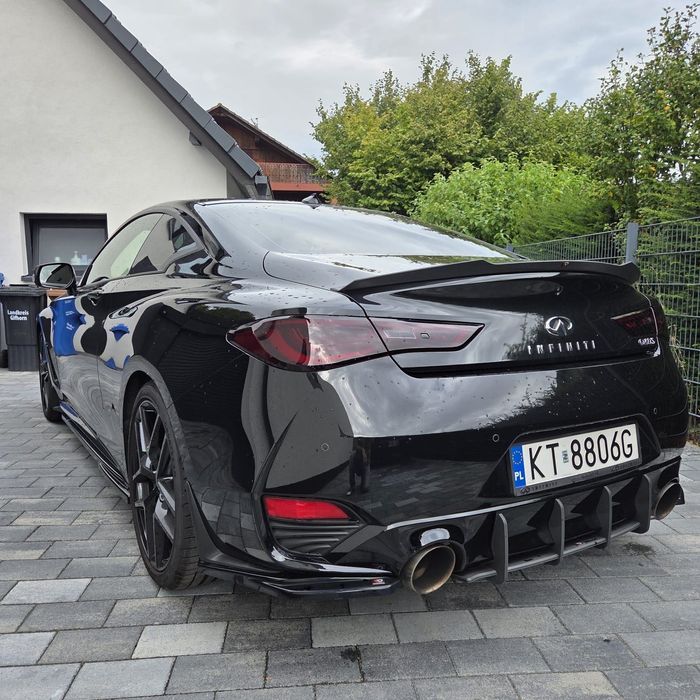 Samochód Infinity q60