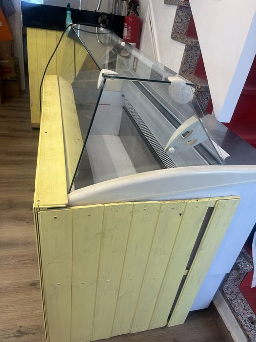 Vitrine gelados (el