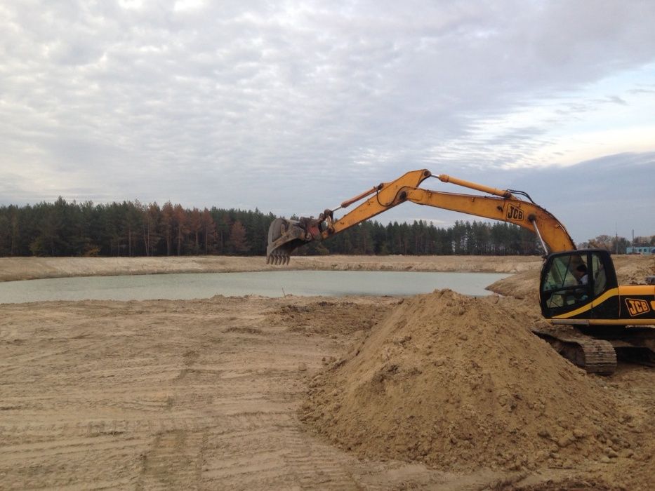 Оренда гусеничного екскаватора JCB-220, оренда спецтехніки